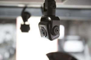Best Dual Dash Cam for Truckers